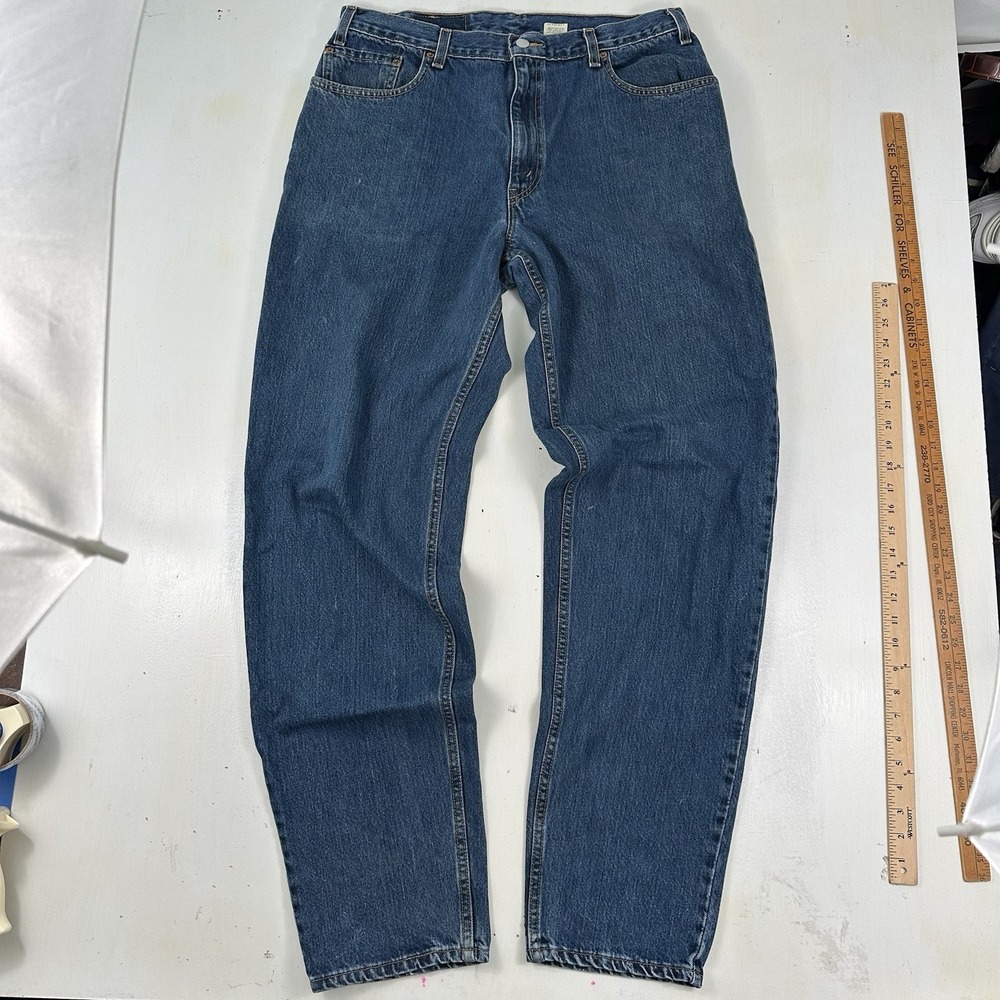 VTG Y2K Levi's 560 Loose Jeans Actual 35x36 Tapered Rare Size Blue Made In USA - Picture 4 of 12